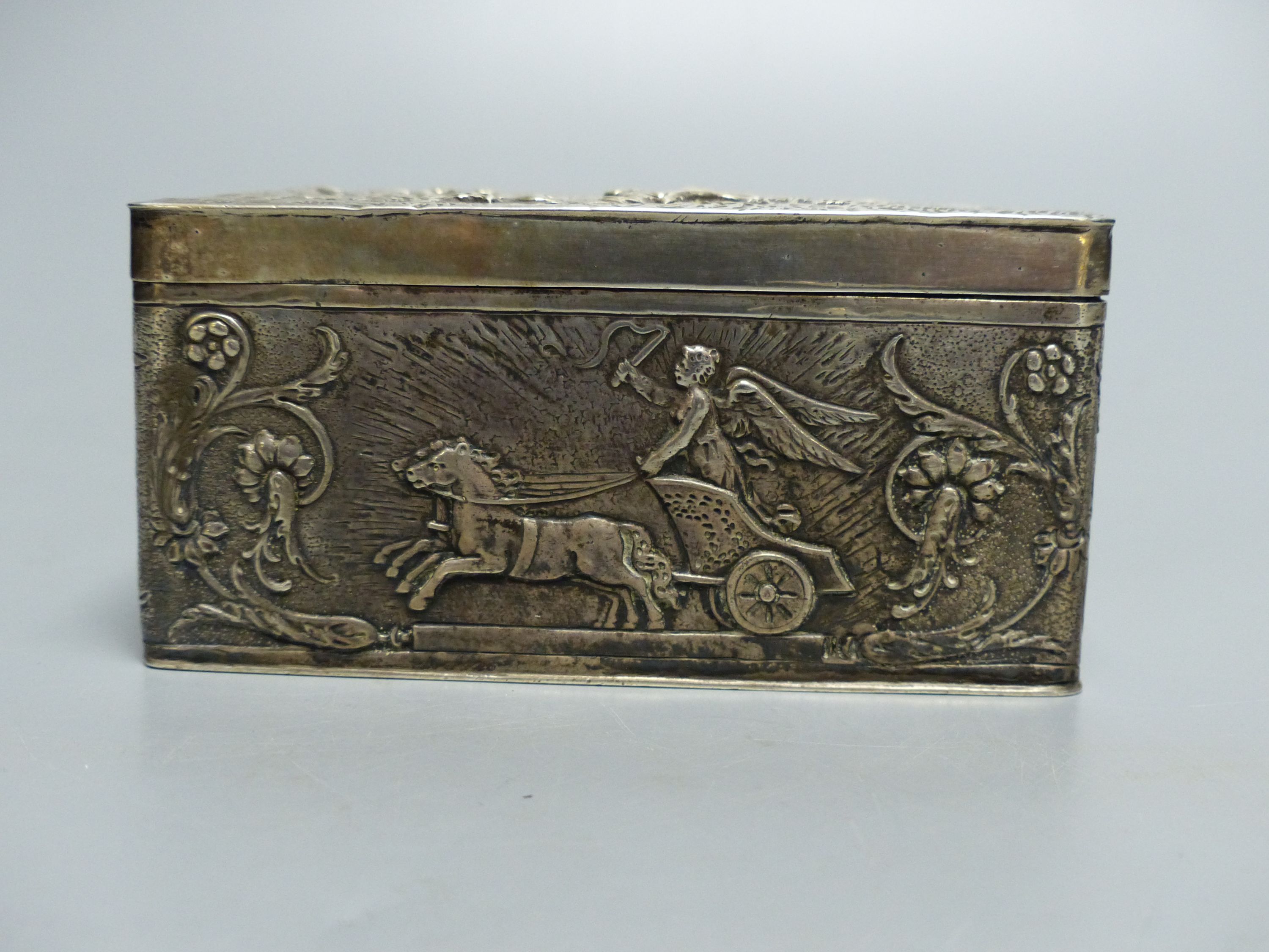 An early 20th century Hanau embossed silver rectangular box with hinged cover, import marks for London, 1902, width 10.7cm,